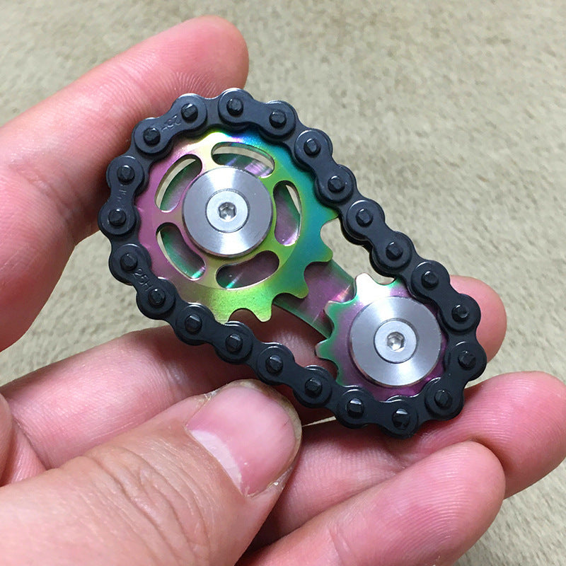 Chain - toothed flywheel finger top