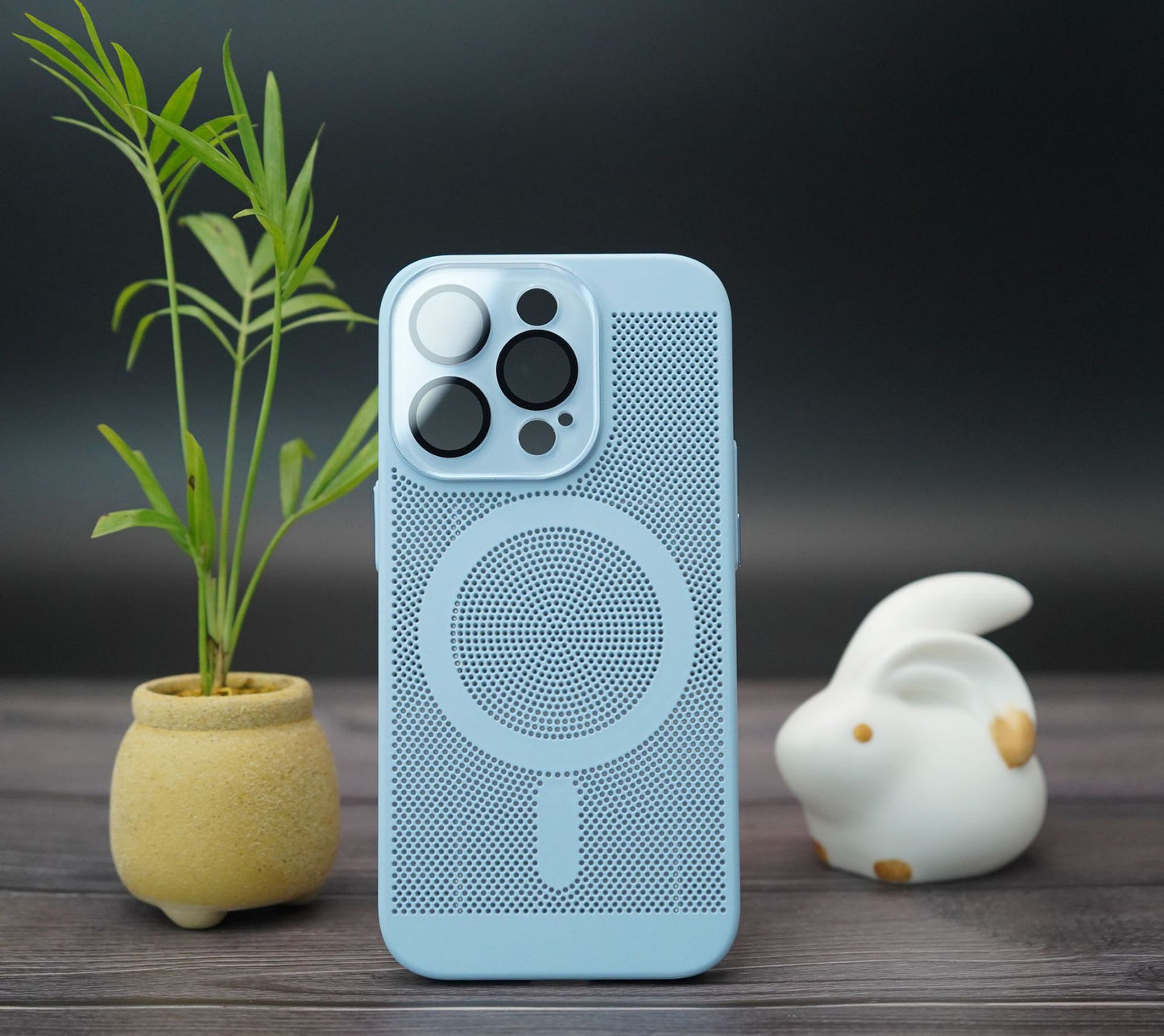 Crystal Fine Hole Heat Dissipation Magnetic Suction Phone Case